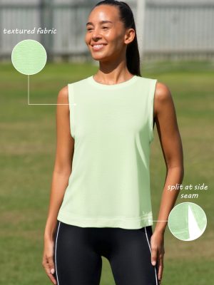 Textured Quick-Dry Sleeveless Active Tank